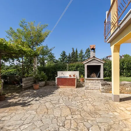 Διαμέρισμα Olea Garden